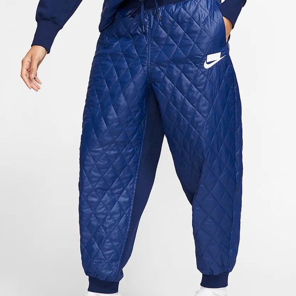 Nike quilted trousers shop
